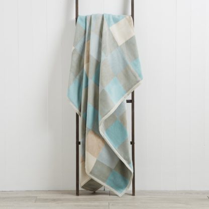 An Image of Thermosoft Squares 220cm x 240cm Blanket Duck Egg Blue