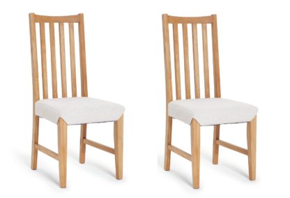 An Image of Habitat Rosmond Pair of Oak Dining Chairs