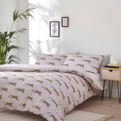 An Image of Tiger King Duvet Set