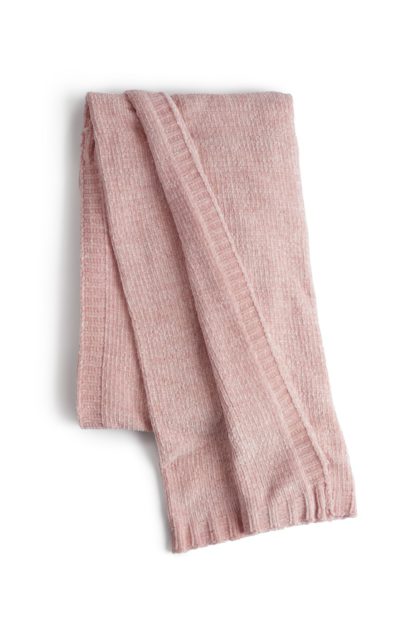 An Image of Habitat Chenile Soft Touch Throw - Blush Pink