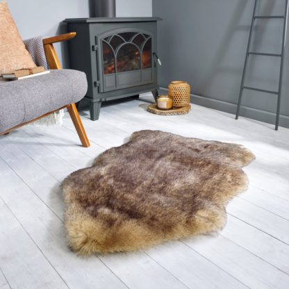 An Image of Copenhagen Single Pelt Faux Fur Rug Copenhagen Cream