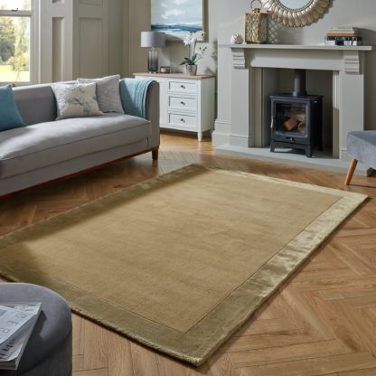 An Image of Amaya Wool Rug Brown