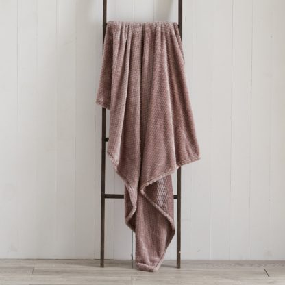 An Image of Evan 200cm x 200cm Throw Mauve