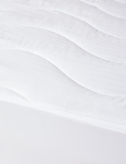 An Image of M&S Supremely Washable Extra Deep Mattress Protector