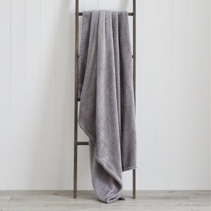 An Image of Evan 200cm x 200cm Throw Mauve