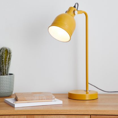 An Image of Isaac Desk Lamp Blush