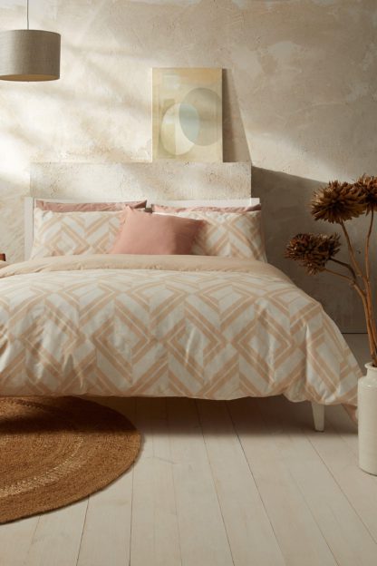 An Image of Mateo Double Duvet Set