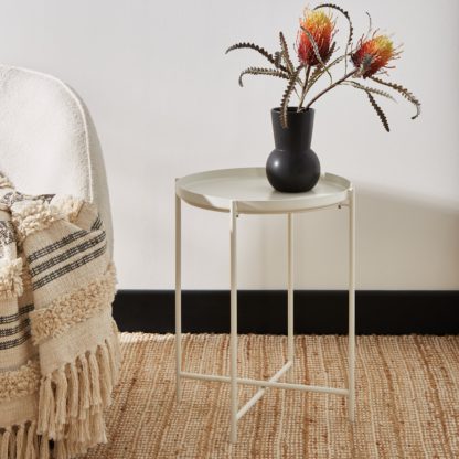 An Image of Lenny Side Table White