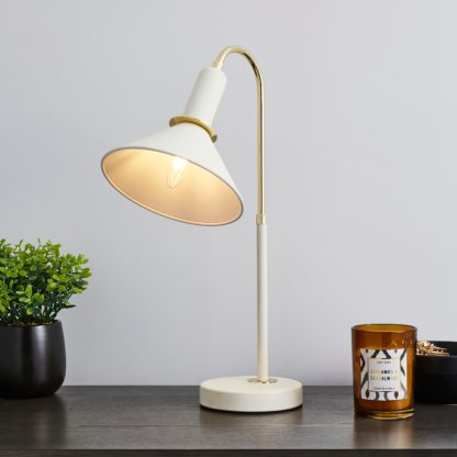 An Image of Corben Desk Lamp White