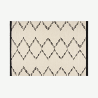 An Image of Tam Wool Blend Flatweave Rug, Large 160 x 230 cm, Black & Off-White