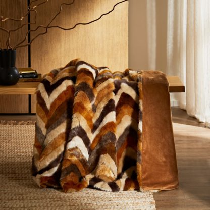 An Image of Eska Natural 130x180cm Throw Natural