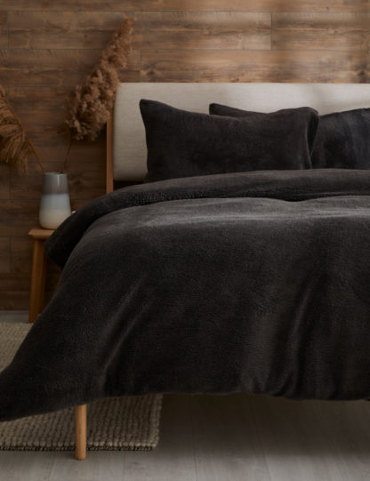 An Image of M&S Teddy Fleece Bedding Set