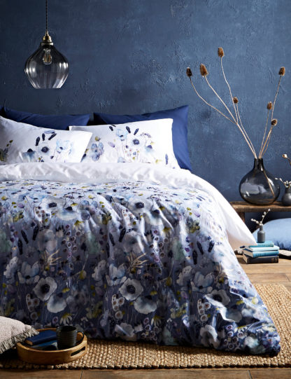 An Image of Voyage Maison Pure Cotton Sateen Hibbertia Bedding Set