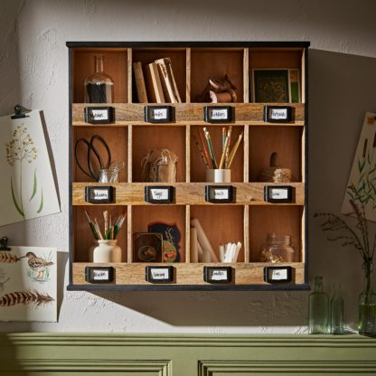 An Image of Wall Mounted Organiser Black