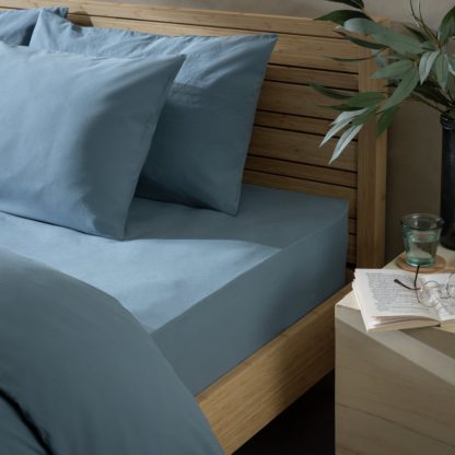 An Image of Habitat Cotton Rich Denim Fitted Sheet - Single