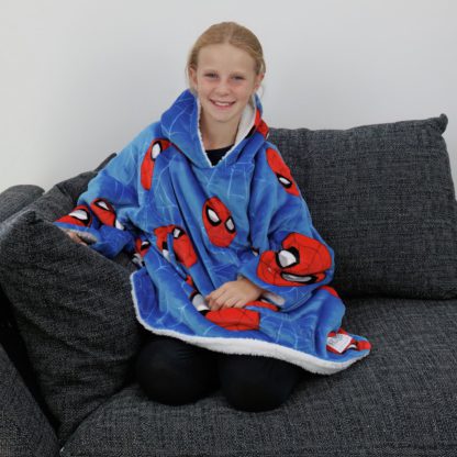 An Image of Hugzee Spiderman Blue Fleece Hooded Blanket - Small