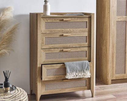 An Image of Sydney – Rattan Tall 5 Drawer Chest of Drawers – Oak – Wooden – Happy Beds