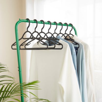 An Image of Pack of 8 Plastic Hangers Magenta