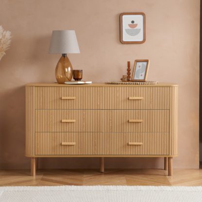 An Image of Axel - 6 Drawer Fluted Chest of Drawers - Oak – Wooden – Happy Beds