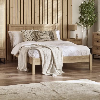 An Image of Padstow - King Size - Rattan Bed - Oak - Wooden - 5ft - Happy Beds