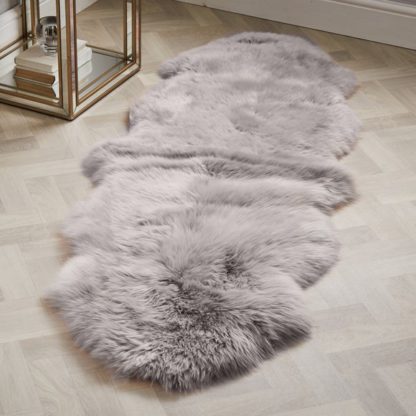 An Image of Double Pelt Sheepskin Rug