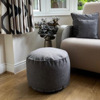 An Image of Daro Spi Round Pouffe