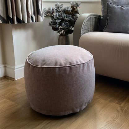 An Image of Daro Spi Round Pouffe