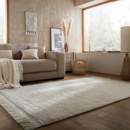 An Image of Shaggy Wool Rug