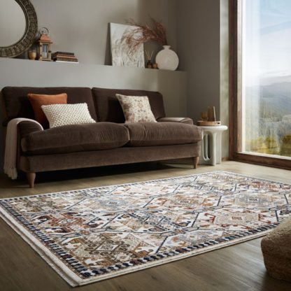 An Image of Alva Traditional Rug