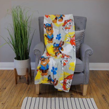 An Image of Paw Patrol Splodge Fleece Blanket Grey