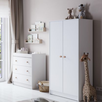 An Image of Little Acorns Florence 3 Drawer Chest and Wardrobe Nursery Set White and Oak