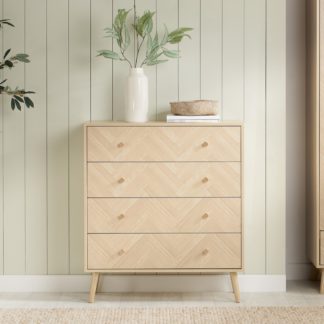 An Image of Herringford - 4 Drawer Chest of Drawers - Oak – Wooden – Happy Beds