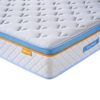 An Image of SleepSoul Heaven - Double - 2000 Pocket Spring Mattress - Foam/Fabric - Vacuum Packed - 4ft