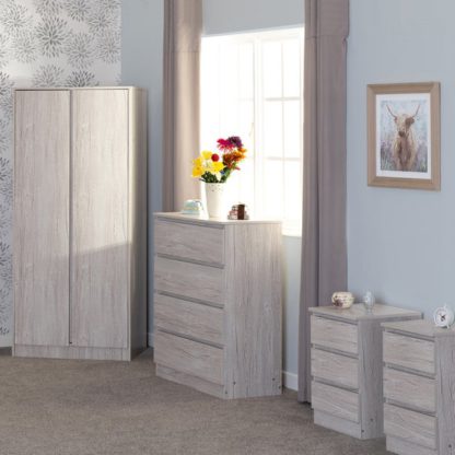 An Image of Walker Double Wardrobe Bedroom Furniture Set