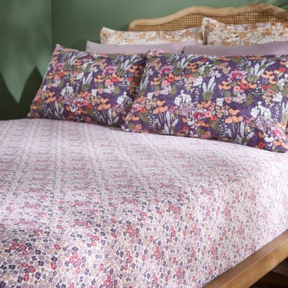 An Image of Flora Ditsy 100% Cotton Fitted Sheet